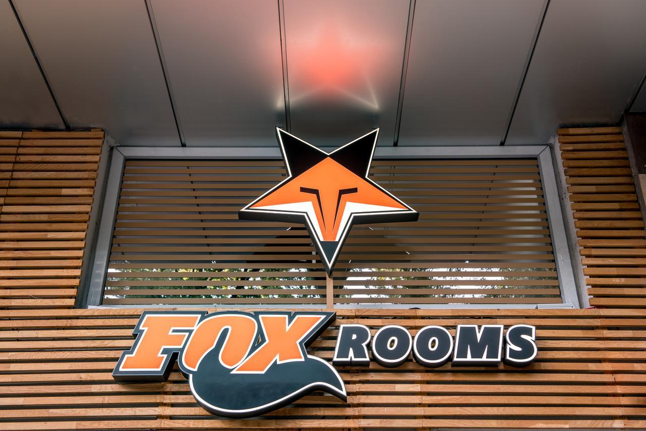 סטרה זגורה Fox Rooms Aparthotel מראה חיצוני תמונה