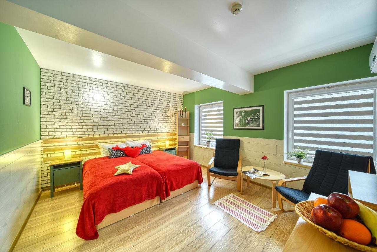 סטרה זגורה Fox Rooms Aparthotel מראה חיצוני תמונה